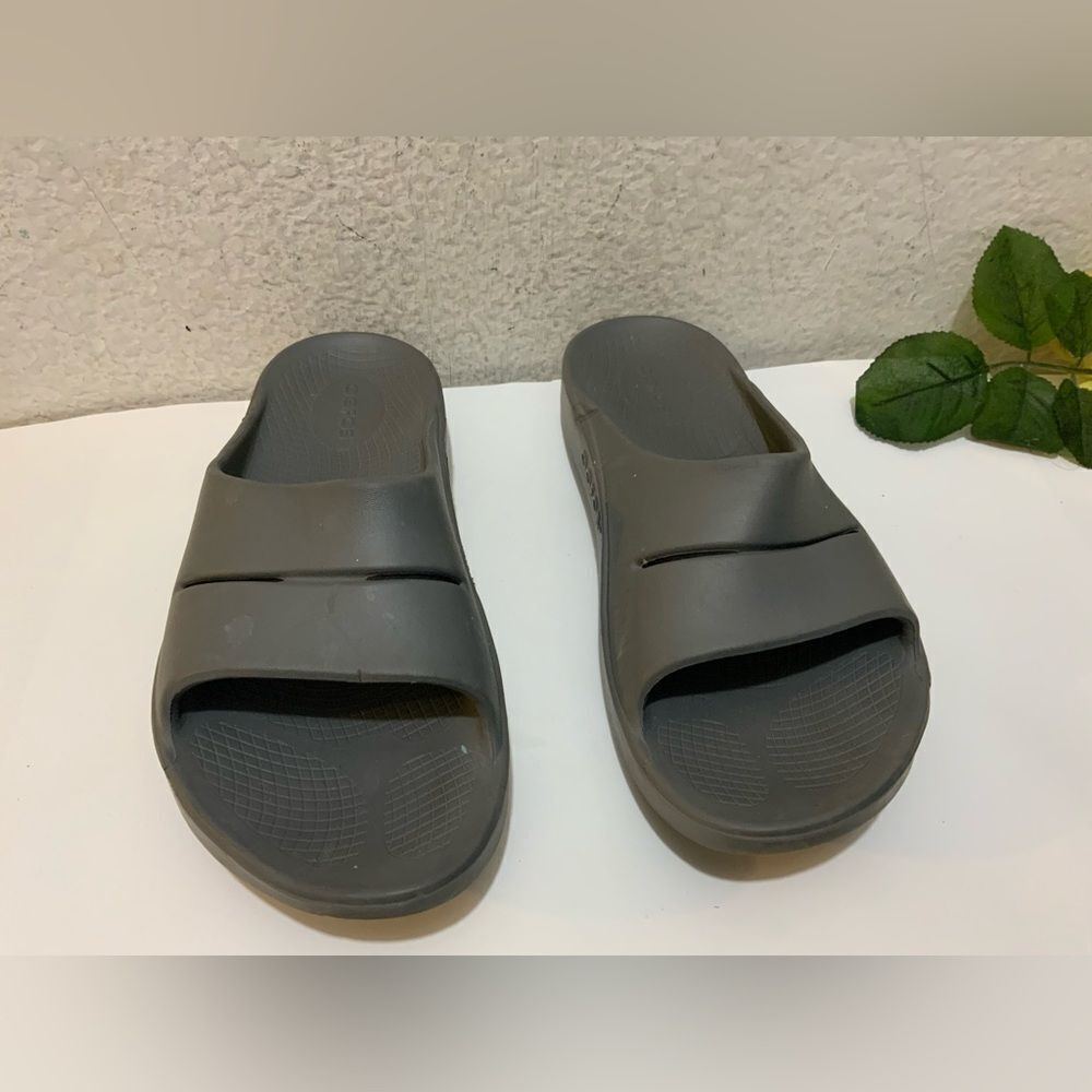 OOFOS OOahh Sport Flex Slide Recovery Sandals Gray Womens Sz 8